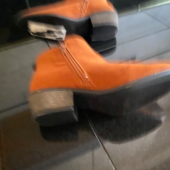 Bamboo Womens Sadie-48S Ankle Booties Brown Cuban Heel Zip Up Fringe 5.5 New - Picture 14 of 16